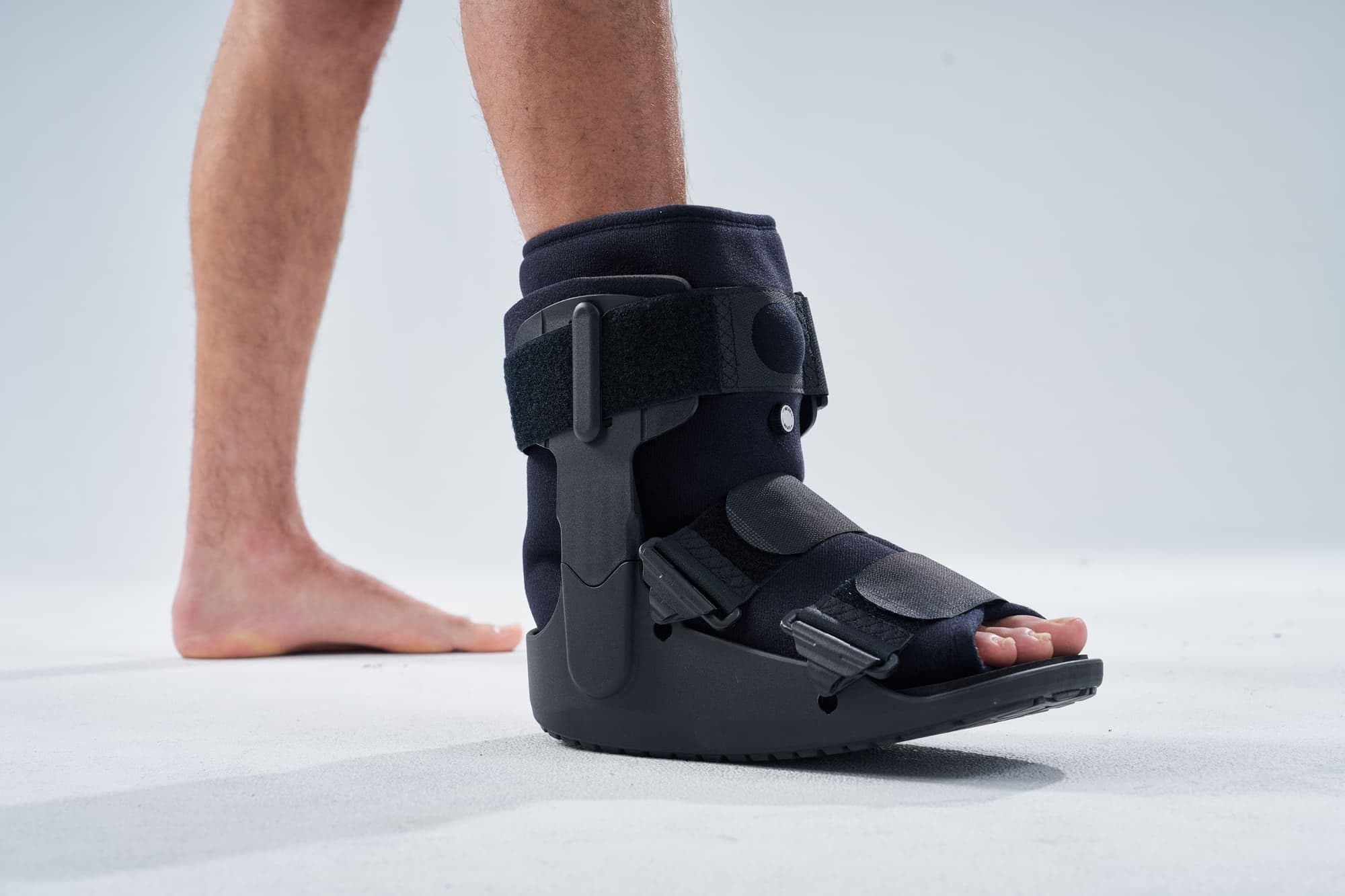 Lite Air Ankle Walker – Short - Azot medical device image 2