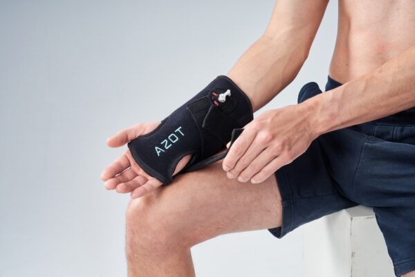 Cold Compression Wrist Splint - Image 2