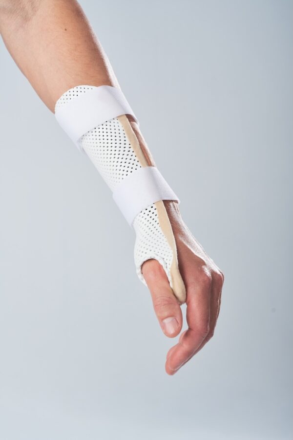 Thermoplastic Wrist Splint (Tubular Shape) - Image 2